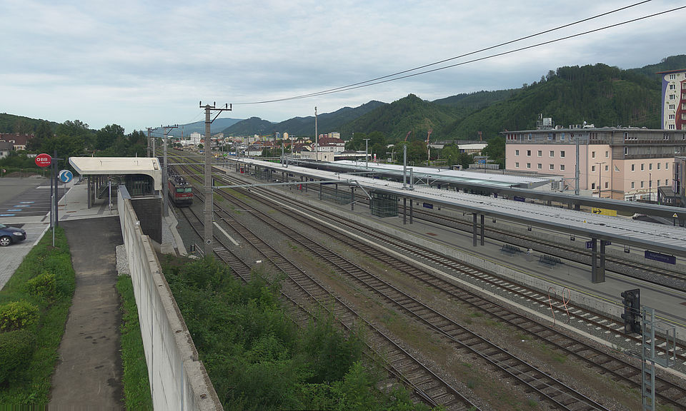 Archivbild Baukamera 1 - Webcam 'Gesamtpanorama Baustelle Bahnhof Kapfenberg' - Bahnstraße 4, 8605 Kapfenberg (Kamera ist außer Betrieb)